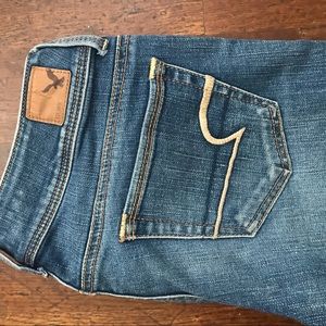 American Eagle Boot Cut Jeans Size 4